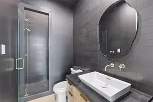 544 Cascade St, Bellaire, TX 77401 - Photo 18