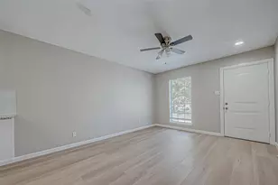 7315 Housman St, Houston, TX 77055 - Photo 16