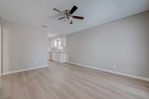 7315 Housman St, Houston, TX 77055 - Photo 14