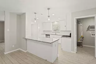 105 Navajo St, Conroe, TX 77316 - Photo 14