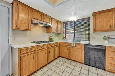 16019 Stonehaven Drive, Houston, TX 77059 - Photo 12