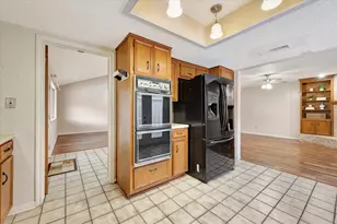 16019 Stonehaven Dr, Houston, TX 77059 - Photo 14
