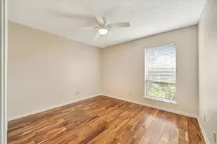 16019 Stonehaven Dr, Houston, TX 77059 - Photo 26