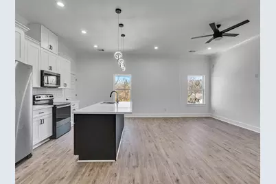5130 Clover Street #A, Houston, TX 77033 - Photo 18