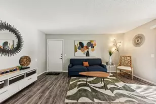 2501 Wickersham Ln, Austin, TX 78741 - Photo 4
