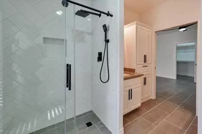 119 Capetown Lane, Conroe, TX 77356 - Photo 32