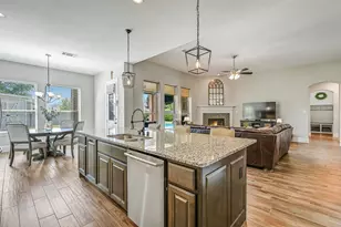 2424 Prairie Mist Ln, Friendswood, TX 77546 - Photo 16