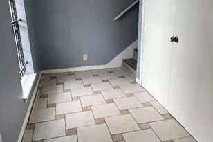 6201 Ranchester Dr, Houston, TX 77036 - Photo 2