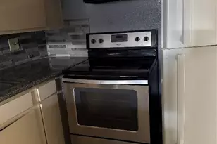 6201 Ranchester Dr, Houston, TX 77036 - Photo 10