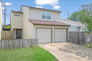 10254 Bridgeland Ln, Houston, TX 77041 - Photo 2