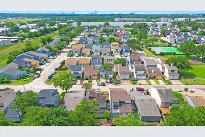 10254 Bridgeland Lane, Houston, TX 77041 - Photo 22