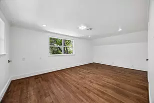 41 Willowend Dr, Houston, TX 77024 - Photo 34