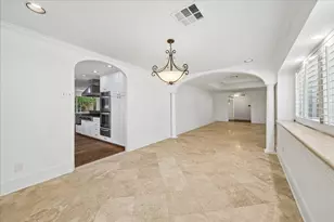 41 Willowend Dr, Houston, TX 77024 - Photo 2