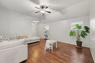 12807 Claycliff Ct, Houston, TX 77034 - Photo 6
