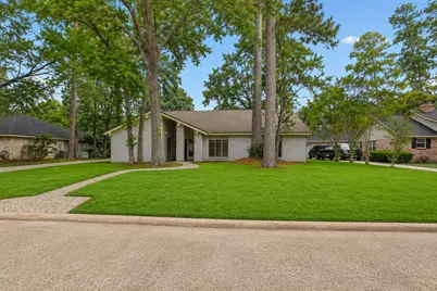 1927 Hidden Creek Drive, Kingwood, TX 77339 - Photo 12
