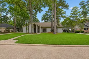 1927 Hidden Creek Dr, Kingwood, TX 77339 - Photo 12