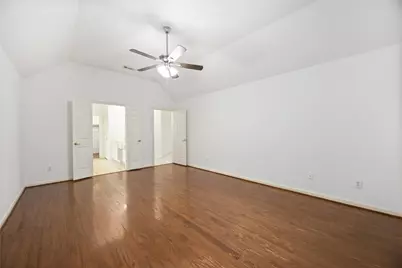 902 W Palmcrest Court, Pearland, TX 77584 - Photo 10