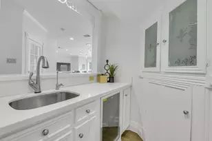 209 Pine Willow Ct, Friendswood, TX 77546 - Photo 8