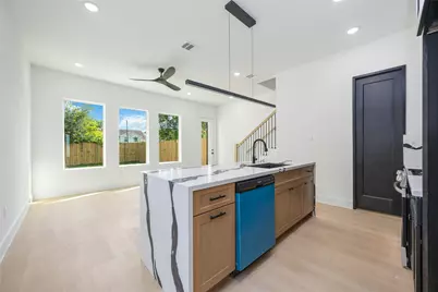 3920 Aledo Street #B, Houston, TX 77051 - Photo 8