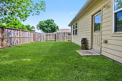 10019 Meadow Mill Forest Lane, Houston, TX 77044 - Photo 16