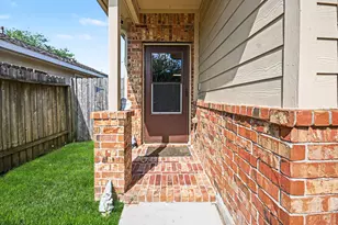 10019 Meadow Mill Forest Ln, Houston, TX 77044 - Photo 2