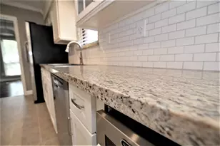 13550 Brook Hollow Dr, Sugar Land, TX 77498 - Photo 8