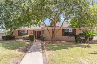 815 Hunter Ridge Ln, Nederland, TX 77627 - Photo 8