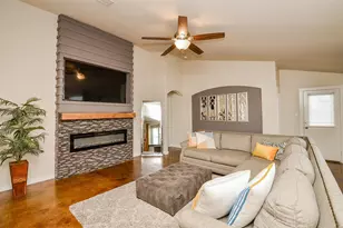 6914 Rialto Ct, Rosharon, TX 77583 - Photo 14