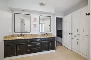 2007 7 Oaks Dr, Kingwood, TX 77339 - Photo 16