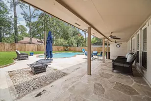 2007 7 Oaks Dr, Kingwood, TX 77339 - Photo 24