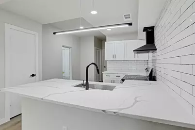 880 Tully Road #3, Houston, TX 77079 - Photo 16