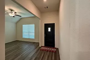 765 Camden Valley Ln, La Marque, TX 77568 - Photo 4
