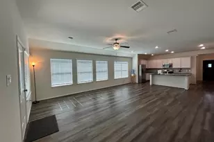 765 Camden Valley Ln, La Marque, TX 77568 - Photo 6