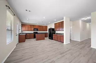 1418 S Maple Dr, Katy, TX 77493 - Photo 4