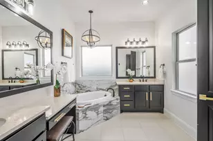 39 Beacons Light Pl, Tomball, TX 77375 - Photo 26