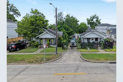 1811 and 1815 Studewood Street, Houston, TX 77008 - Photo 2