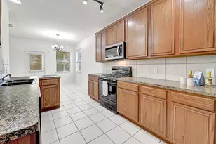 2010 Rycroft Dr, Spring, TX 77386 - Photo 4