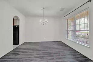 2010 Rycroft Dr, Spring, TX 77386 - Photo 8