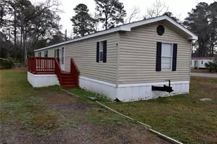 2 Lakeview Ln, Huntsville, TX 77340 - Photo 1