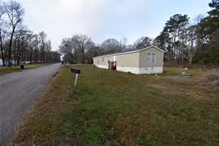 2 Lakeview Ln, Huntsville, TX 77340 - Photo 26