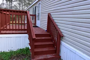 2 Lakeview Ln, Huntsville, TX 77340 - Photo 4