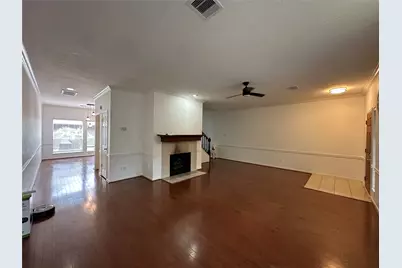 2204 Gemini Street, Houston, TX 77058 - Photo 4