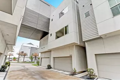 5905 E Post Oak Lane, Houston, TX 77055 - Photo 2