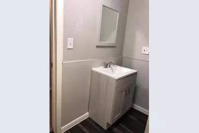 1020 1/2 N Main Street #9, Baytown, TX 77520 - Photo 6