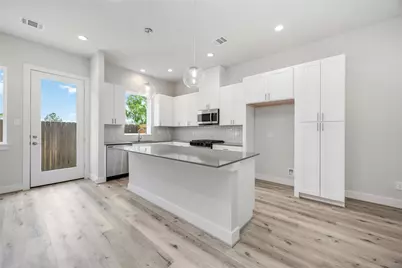 318 Charlock Street, Houston, TX 77022 - Photo 24