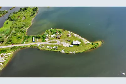 17427 Moreland Drive, Channelview, TX 77530 - Photo 16