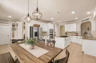 2202 Summer Wind Dr, Sugar Land, TX 77479 - Photo 2