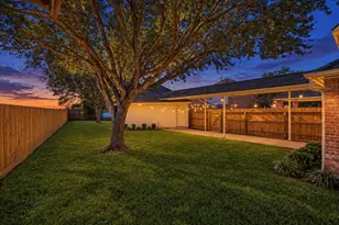 2202 Summer Wind Dr, Sugar Land, TX 77479 - Photo 24