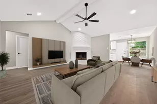 338 Coach Lamp Ln, Houston, TX 77060 - Photo 8