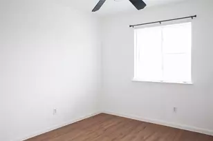 8910 Sage Pl, Houston, TX 77071 - Photo 18